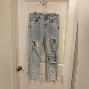 H&M Light Blue Boyfriend Jeans